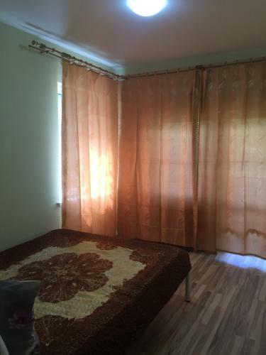 Hostal Uyut Guest House