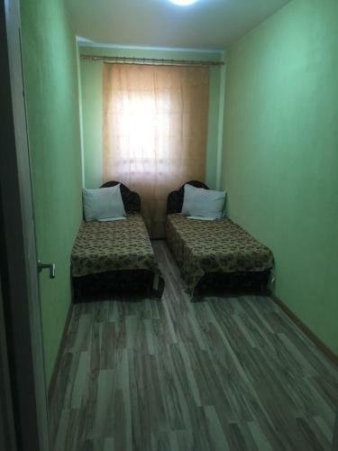 Hostal Uyut Guest House