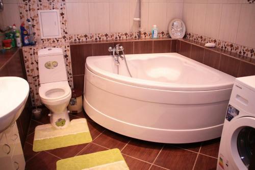 Luxe Apartment Kirova 99b