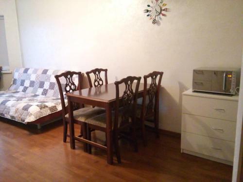 Apartments Na Academicheskoy