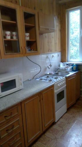 Apartament Shaumyana 28