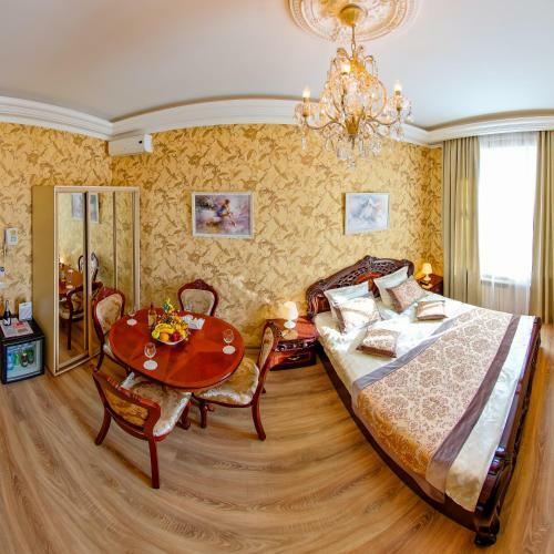 Hotel Golden Palace