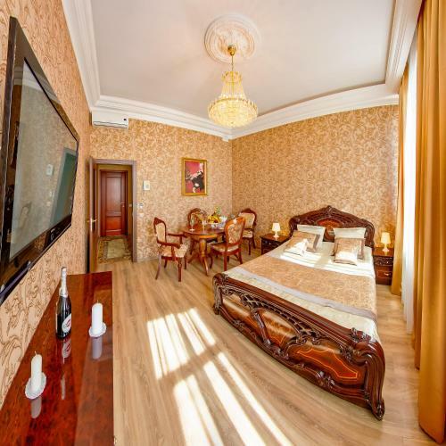 Hotel Golden Palace