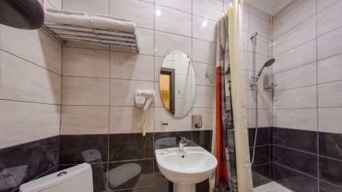 Hotel Golden Palace