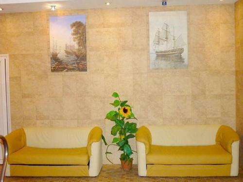 Vesyoly Solovey Hotel