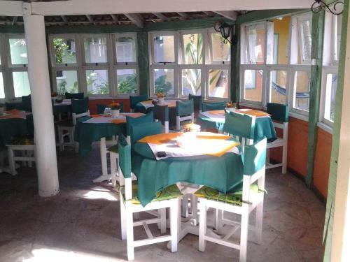 Hostal Hotel Pousada Castanheiras Do Village