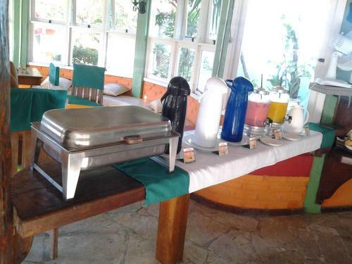 Hostal Hotel Pousada Castanheiras Do Village