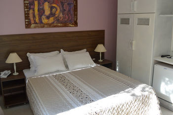 Hostal Pousada Bern�ncia
