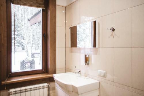 Hotel Lazurny Bereg Na Oke
