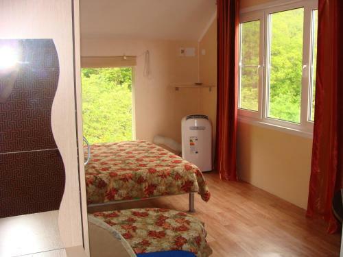 Hostal Dubrava Guest House