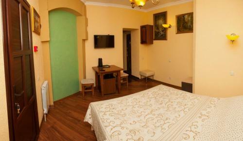 Hotel Pervy Dohodny Dom Korpus E