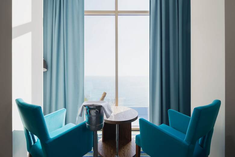Lavicon Apart Hotel Collection