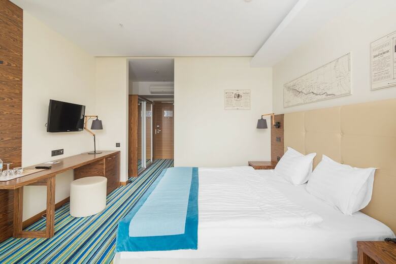 Lavicon Apart Hotel Collection