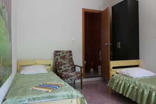 Hostal Guesthouse On Trudyaschikhsya
