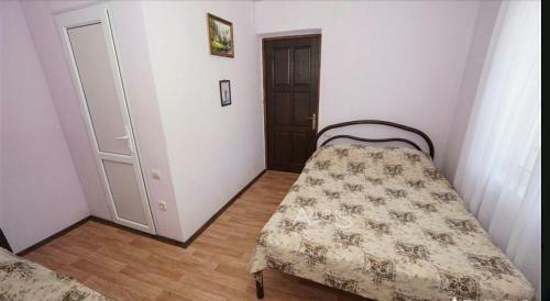 Hostal Guest House Karden