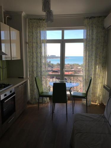 Apartment On Lunacharskogo 114