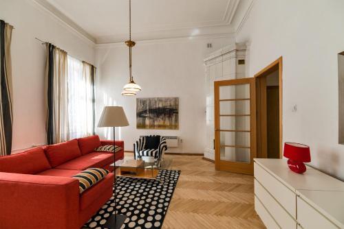 Apartment On Liteyny 60