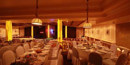 Arthurs Village & Spa Hotel