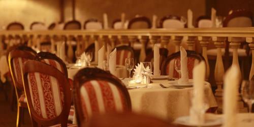 Arthurs Village & Spa Hotel