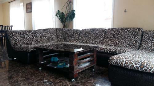 Hostal Guesthouse U Dorogi