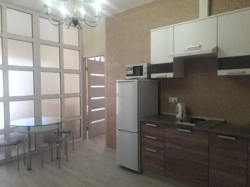 Apartment On Parallelnaya 9/1