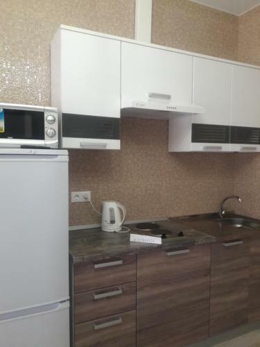Apartment On Parallelnaya 9/1