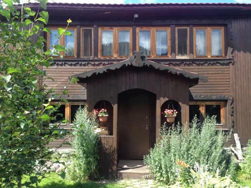 Hostal Lake House