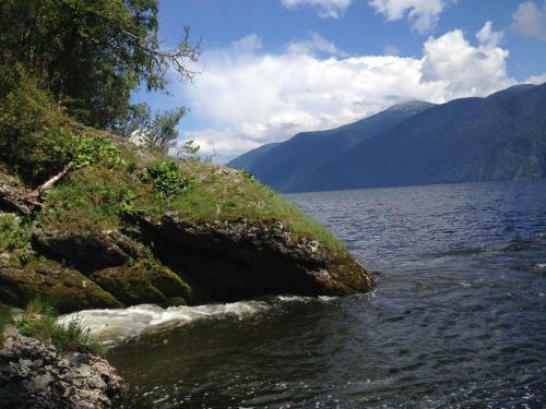 Hostal Lake House