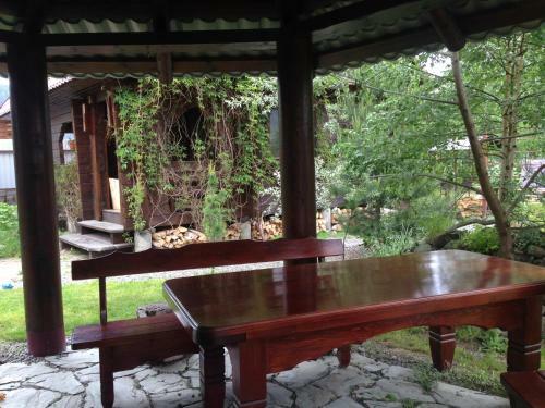 Hostal Lake House
