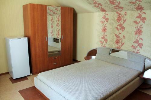 Hostal Uyut Guest House
