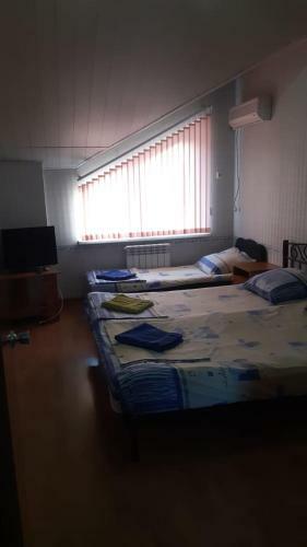 Hostal Uyut Guest House
