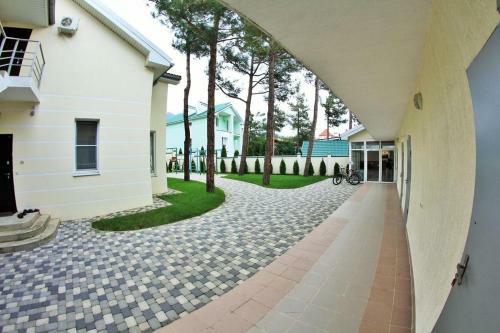 Hostal Uyut Guest House