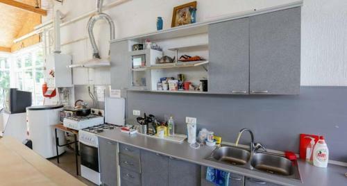 Hostal Uyut Guest House