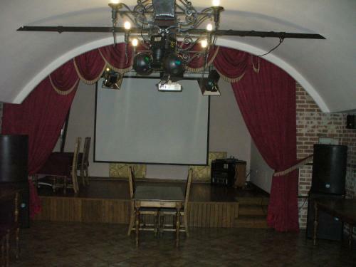 Hotel Postoyaly Dvor Grinn