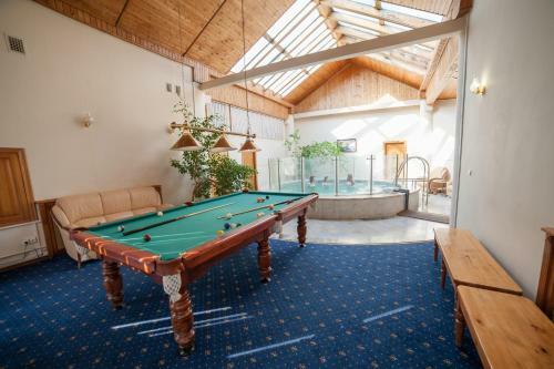 Hotel Postoyaly Dvor Grinn