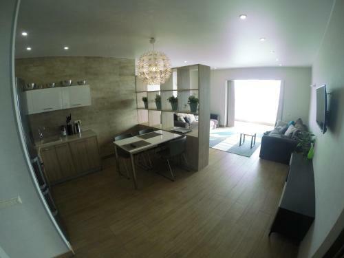 Sea View Apartment On The 24 Floor
