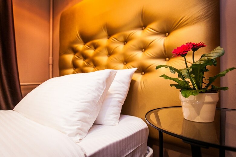 Leo Hotel