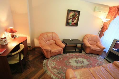 Ahtuba Hotel