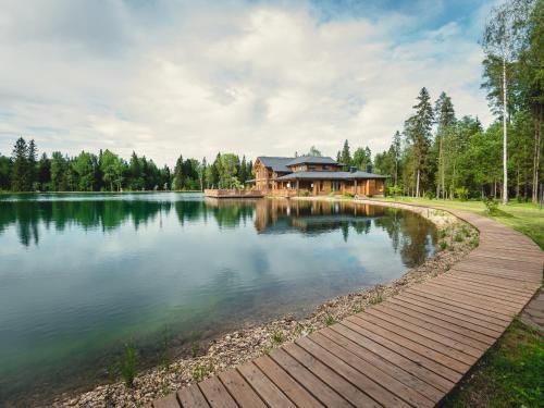 Eco-hotel Izumrudniy Les