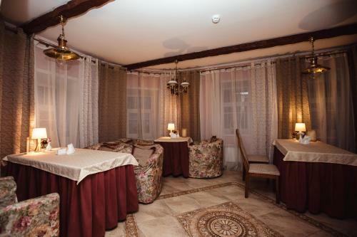 Chaika Hotel