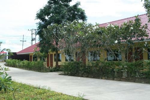 Ban Phraya Lanna Rimnam