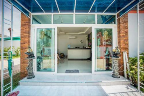 Hotel The Resort Kabinburi