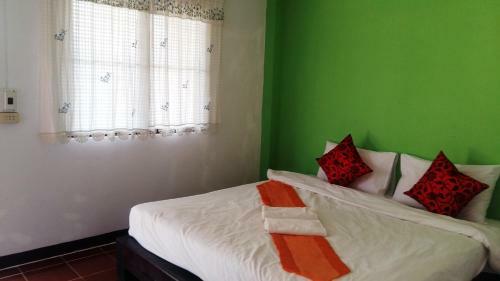 Hotel Umphangburi Resort