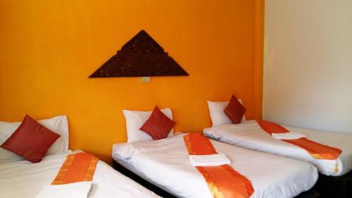 Hotel Umphangburi Resort