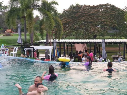 Hotel I View Park Resort