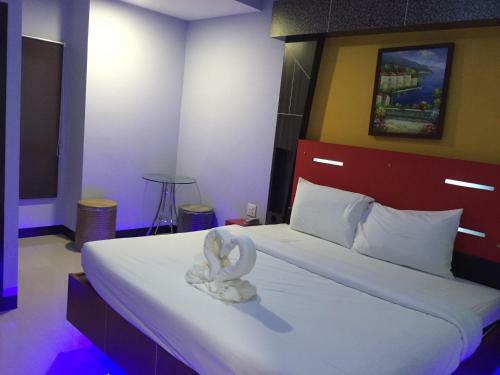Hostal Jirapa Modern Resort