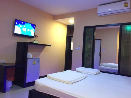 Hostal Jirapa Modern Resort