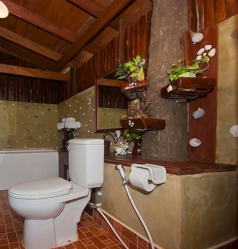 Hotel Lipa Bay Resort