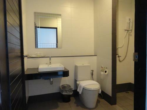 Hotel Bualinn Resort
