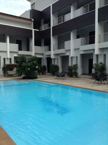 Hotel Bualinn Resort